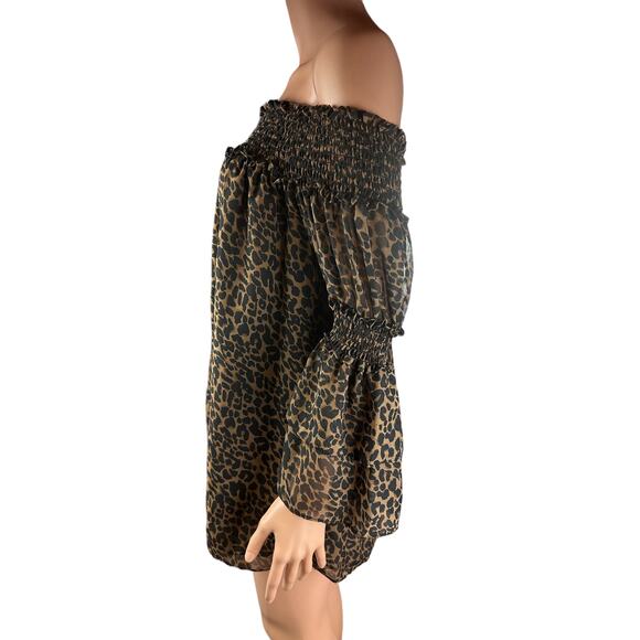Max Studio Womens Off The Shoulder Leopard Print Tan Black Top Size Small - Picture 4 of 7